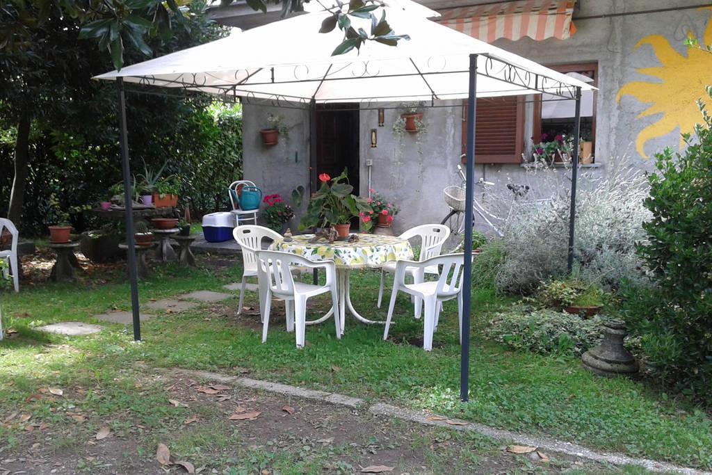 B&B Bosco Fiorito Malgesso Εξωτερικό φωτογραφία